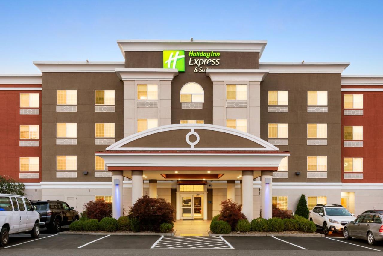 Holiday Inn Express & Suites Klamath Falls Central By Ihg Exterior foto