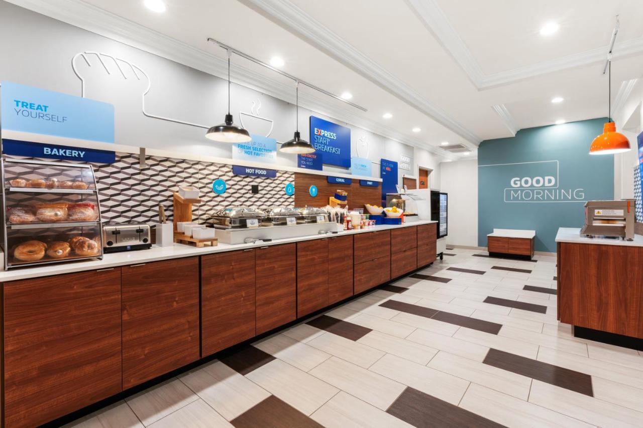 Holiday Inn Express & Suites Klamath Falls Central By Ihg Exterior foto