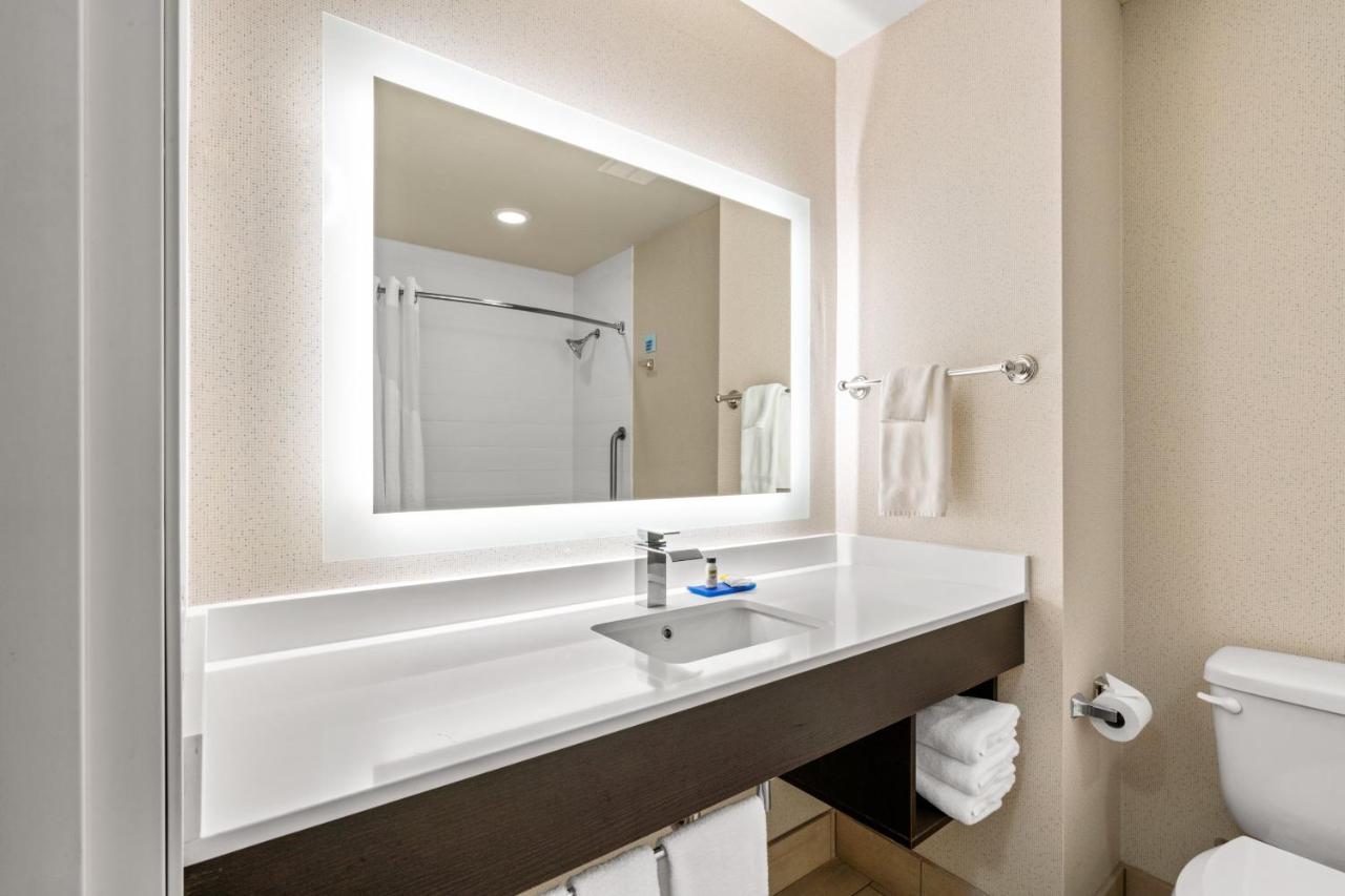 Holiday Inn Express & Suites Klamath Falls Central By Ihg Exterior foto