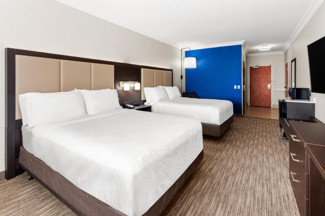 Holiday Inn Express & Suites Klamath Falls Central By Ihg Exterior foto